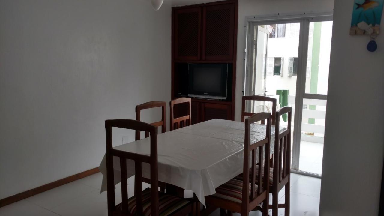 Apto Espetacular A 50 M Do Mar Em Condominio Com Piscinas Maravilhosas Guaratuba Eksteriør bilde